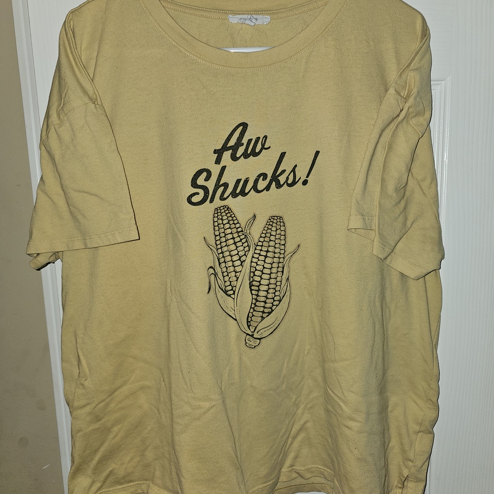 Men's Tan Graphic T-Shirt